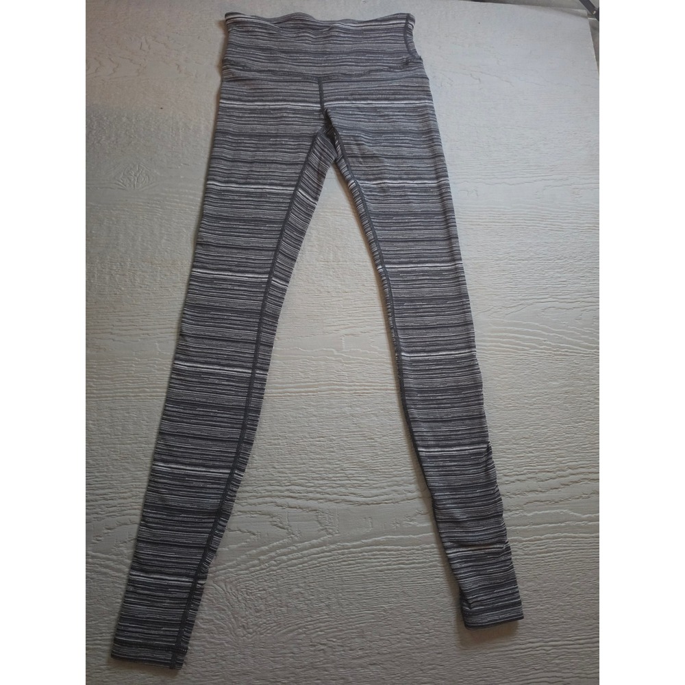 Lululemon High Rise Leggings Grey White Space Dye Striped Size 4 Full Length